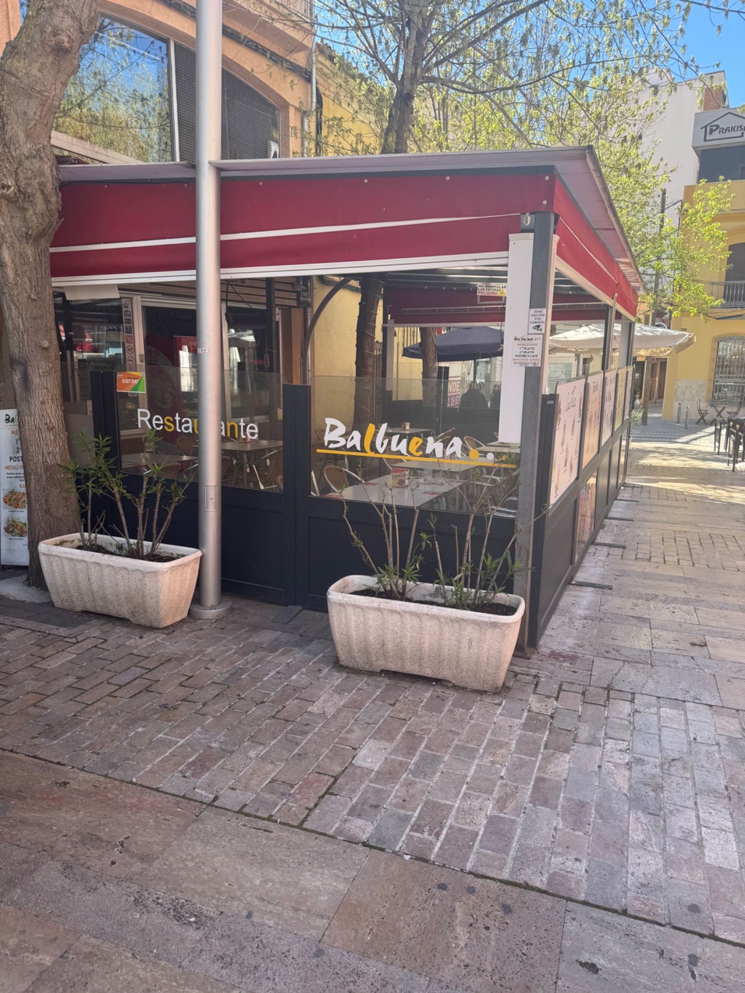 Exterior de Cafetería Balbuena